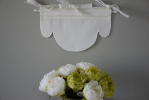 Valance nouettes, bord arrondi 35x22cm